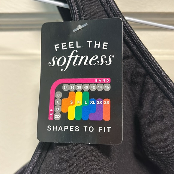 Bali Comfort Black Bra - Picture 2 of 8